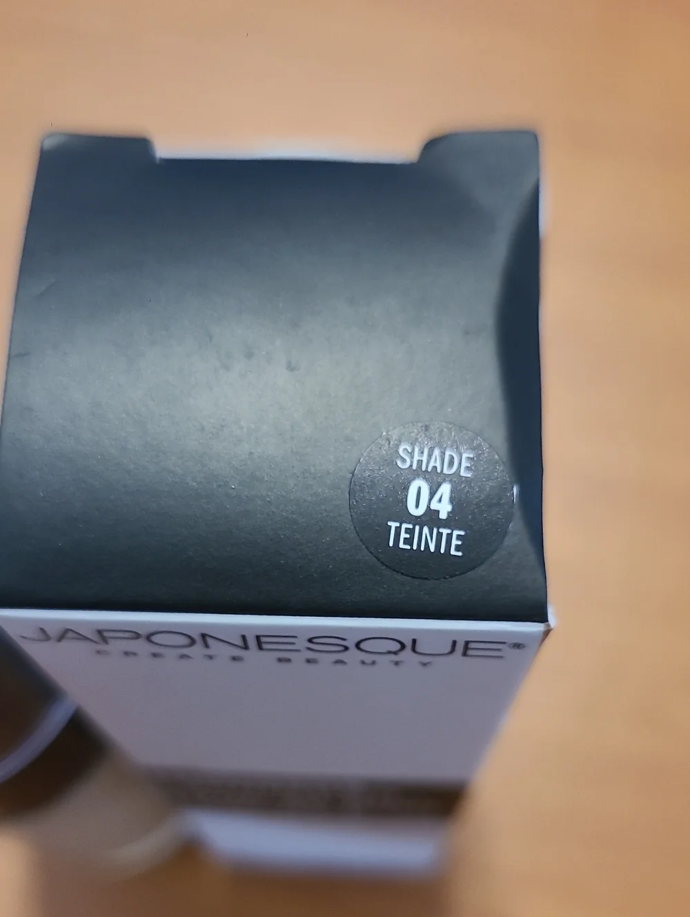 JAPONESQUE LUMINOUS FOUNDATION- SHADE 04 TEINTE